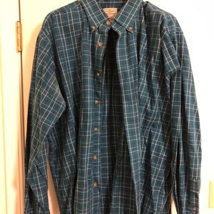 men’s dress shirt